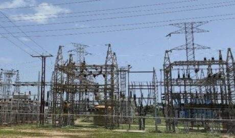 Proponen privatizar el sistema eléctrico y recurrir a fondos internacionales para frenar la crisis en Nueva Esparta