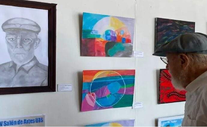Inaugurado el V Salón de Artes UTS Porlamar en homenaje al Maestro Ángel Hurtado