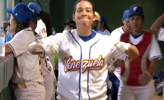 Venezuela sella dramático triunfo ante Chinese Taipei en la Copa Mundial de Béisbol Femenino