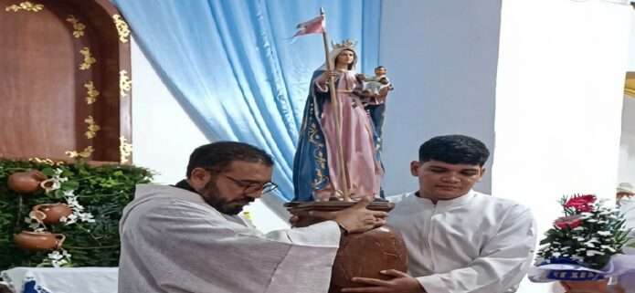 Macarao inicia sus fiestas patronales con la bajada de la Virgen de Curucay