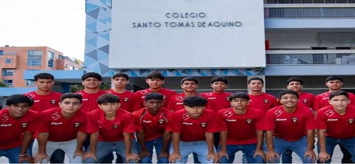 Caracas FC firma alianza con el Colegio Santo Tomás de Aquino para la educación de su cantera