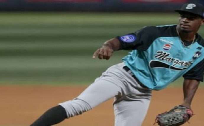 Claudio Custodio regresa a Bravos de Margarita para la temporada 2026-2027