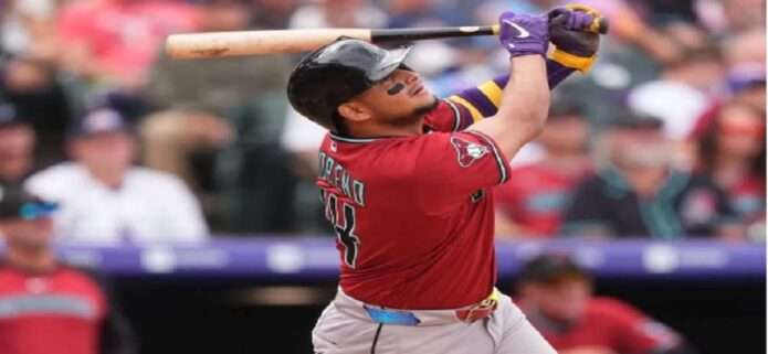 Gabriel Moreno es el primer receptor venezolano en coronarse campeón de bateo en MLB