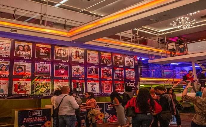 Microteatral Caracas despide su temporada 2026 en el CCCT con 22 obras en cartelera