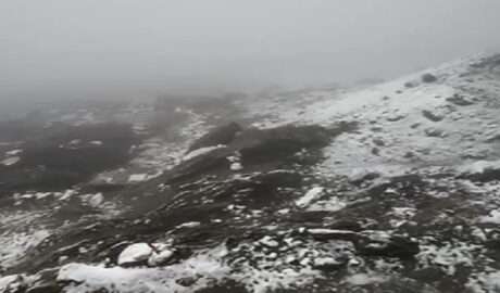Pico Espejo se cubre de nieve: Espectacular nevada sorprendió a Mérida este 20 de septiembre