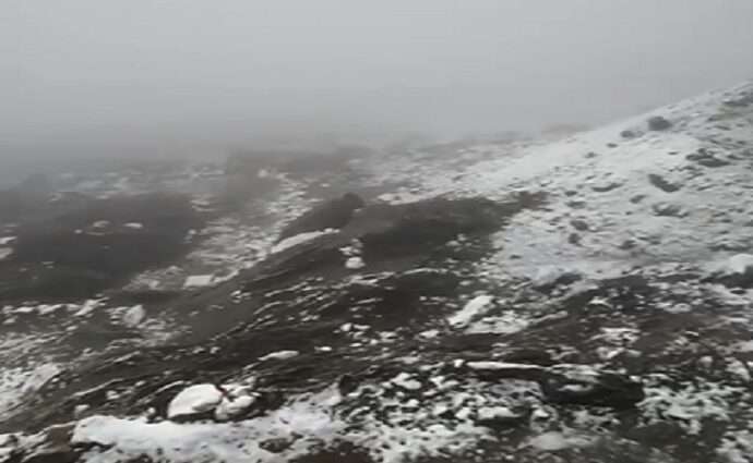 Pico Espejo se cubre de nieve: Espectacular nevada sorprendió a Mérida este 20 de septiembre