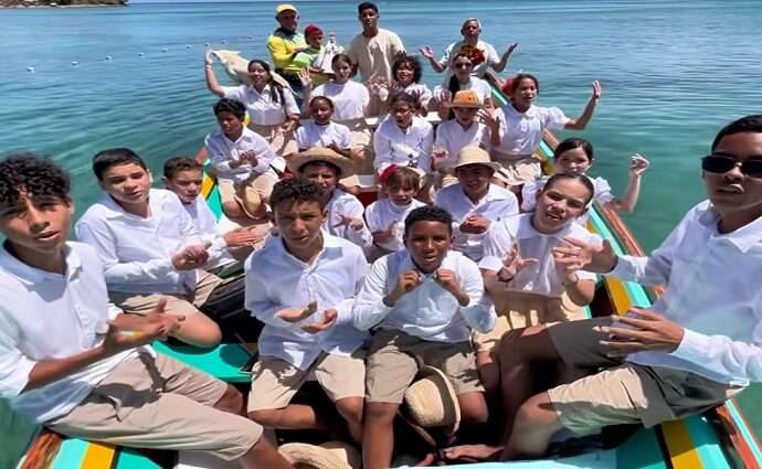La Academia Jóvenes Artistas estrena el videoclip de “Rauda, Rauda”