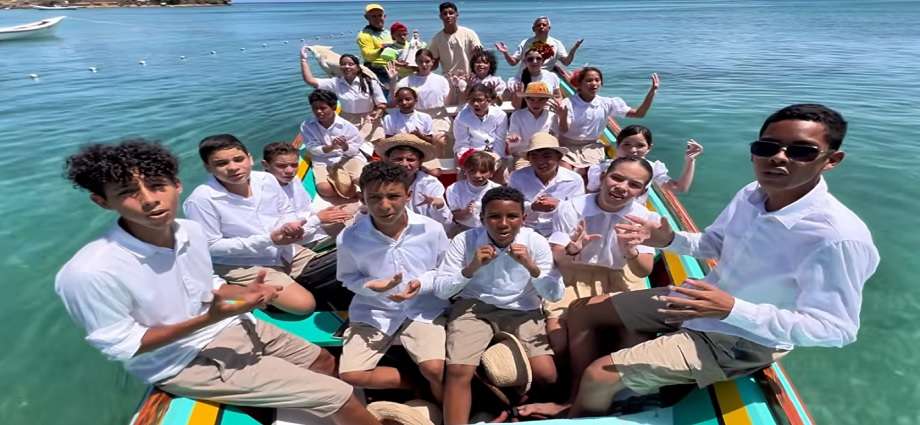 La Academia Jóvenes Artistas estrena el videoclip de “Rauda, Rauda”