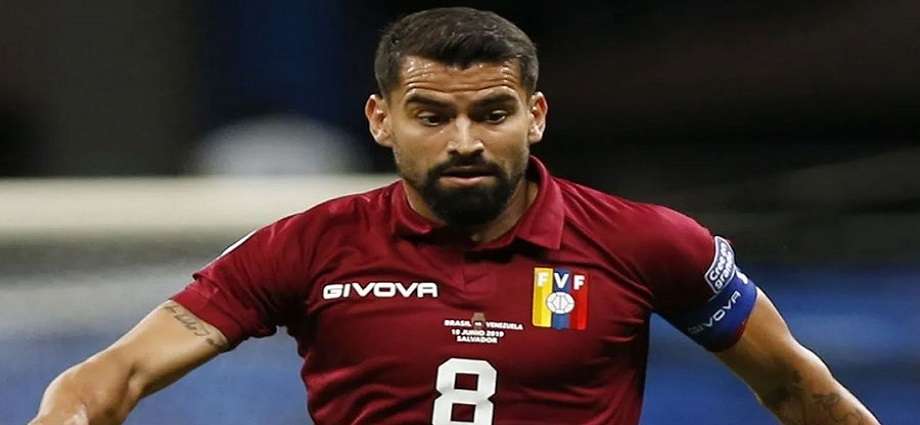 Tomás Rincón anuncia su retiro del fútbol profesional