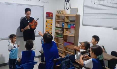 Un nuevo compás de esperanzas: Bienvenidos al año escolar en la UEJE