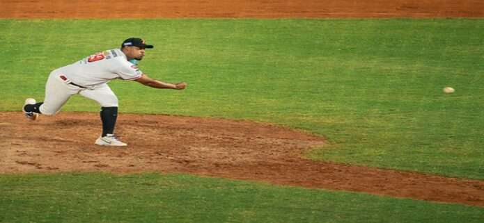 Tiburones, Águilas y Tigres imponen su ritmo