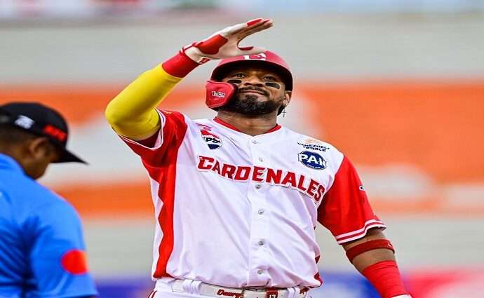 Leones barre al Magallanes y Cardenales comparte la cima