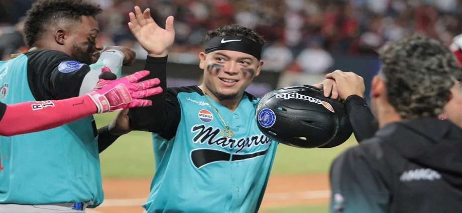 Bravos barre a Leones en el Monumental con paliza 9-2