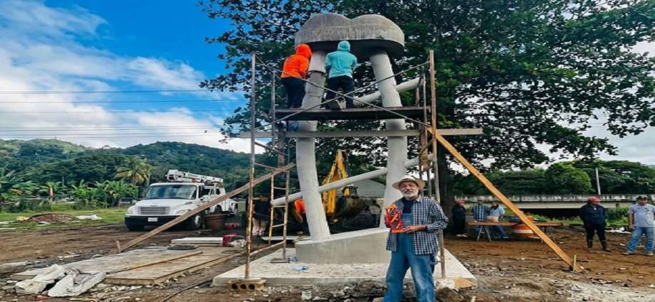 Humberto Cazorla trabaja en la escultura que presentará en Puerto Rico