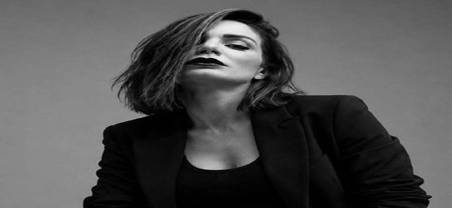 Elena presenta «Dime Cómo», un visceral canto a la resiliencia contra el maltrato