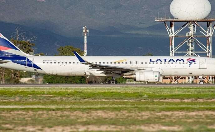 LATAM Airlines reanudará los vuelos directos entre Santiago y Caracas a partir de enero de 2027