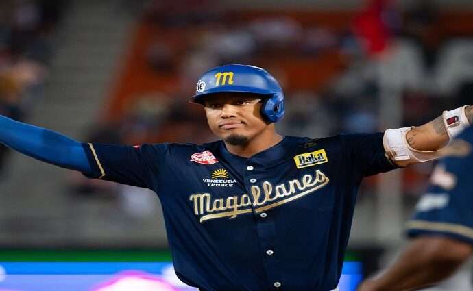 Navegantes del Magallanes logra su primera victoria de la temporada