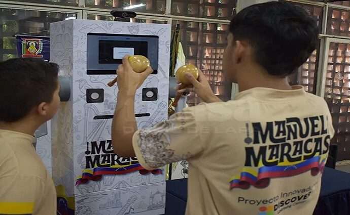 Desarrollan a "Manuel Maracas", un robot con inteligencia artificial que enseña música tradicional venezolana