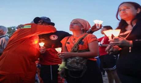 A 100 días del devastador terremoto, La Guaira rinde emotivo homenaje a las víctimas