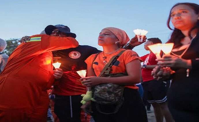 A 100 días del devastador terremoto, La Guaira rinde emotivo homenaje a las víctimas