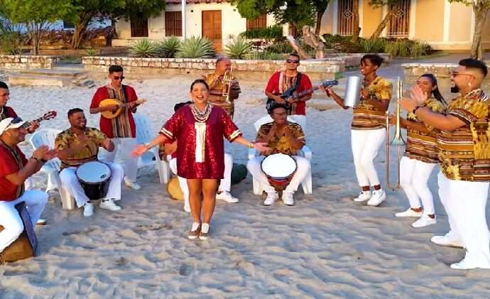 Jennifer Moya presenta «Soy Vinotinto», un vibrante homenaje musical a la identidad venezolana