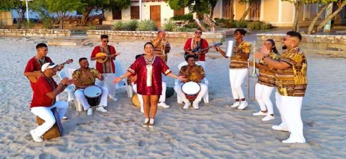 Jennifer Moya presenta «Soy Vinotinto», un vibrante homenaje musical a la identidad venezolana
