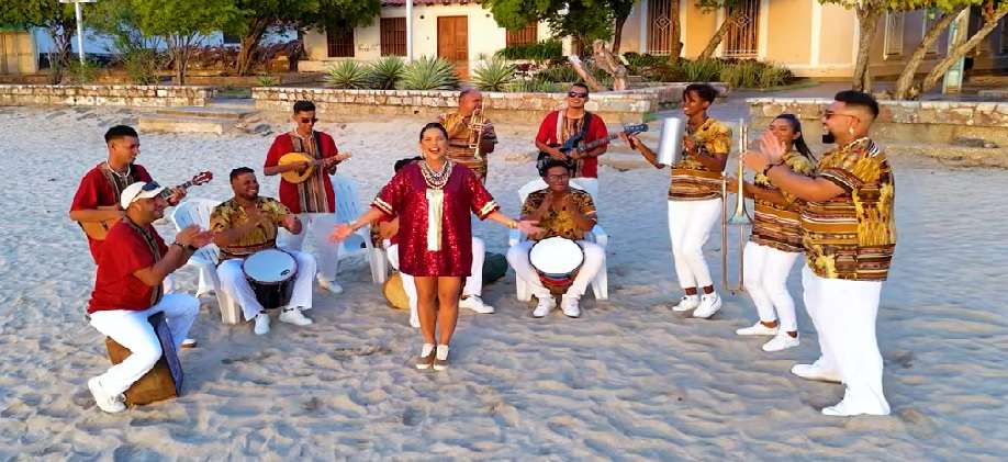 Jennifer Moya presenta «Soy Vinotinto», un vibrante homenaje musical a la identidad venezolana