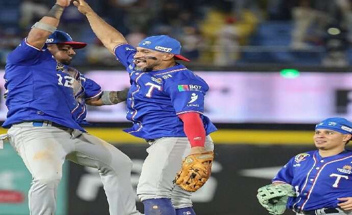 Tiburones de La Guaira venció a Magallanes en el arranque de la LVBP