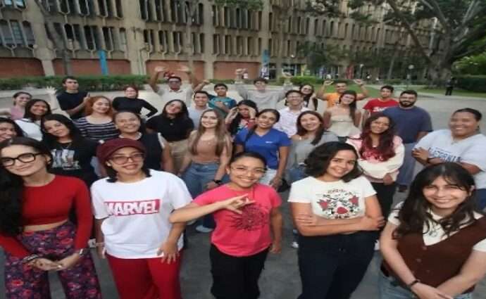 UCAB y Fundación Andrés Bello becan a 36 estudiantes para cursar la licenciatura en Educación