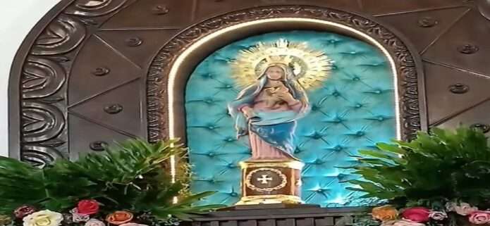 Los Robles inicia la programación religiosa en honor a Nuestra Señora del Pilar