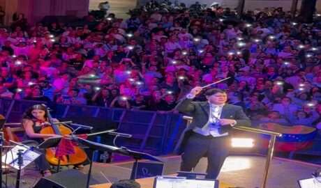 El emocionante momento en Zaragoza donde más de 10.000 personas cantaron a Venezuela